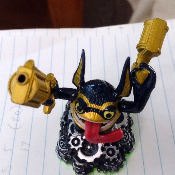 Activision Skylanders Superchargers Portal and Trigger Happy Black Figure - Picture 3 of 5